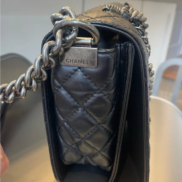 CHANEL BOY MULTI CHAINS FLAP BAG IN BLACK LAMBSKIN - Picture 9 of 16